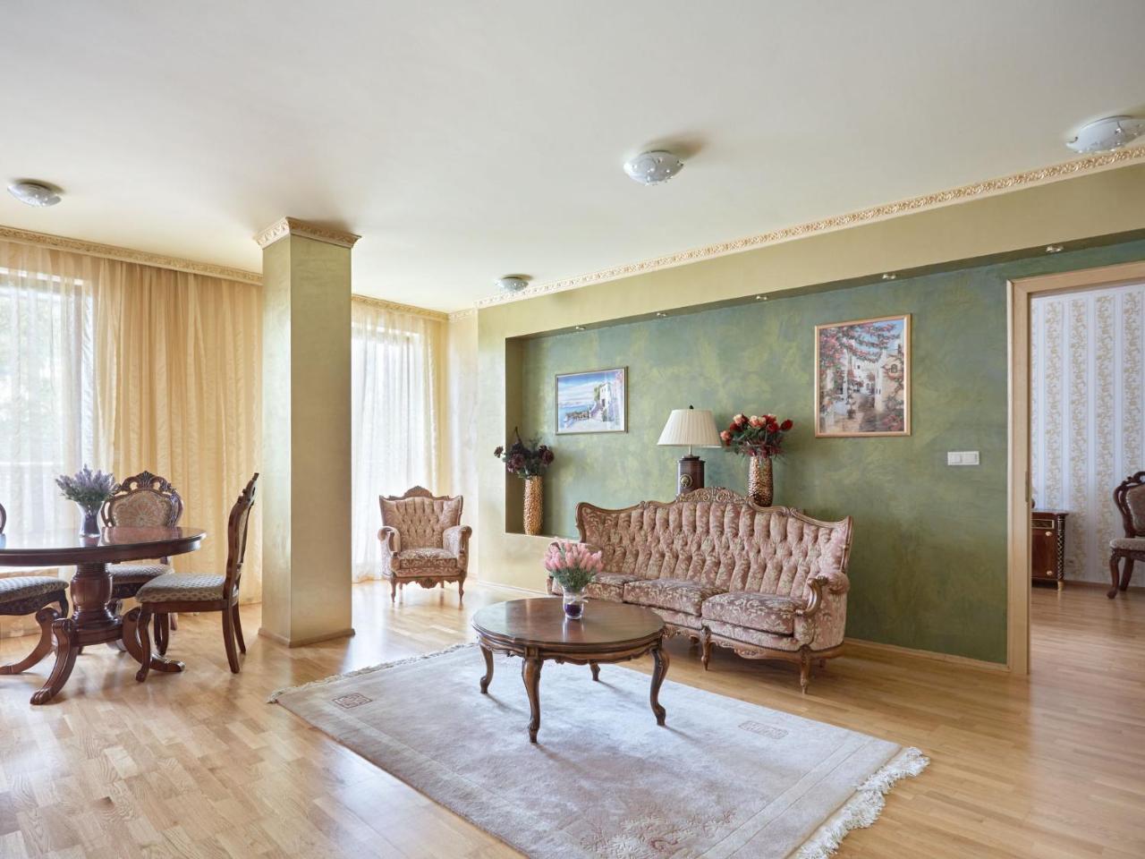 Lira 3 Apartments Karlovy Vary Kültér fotó